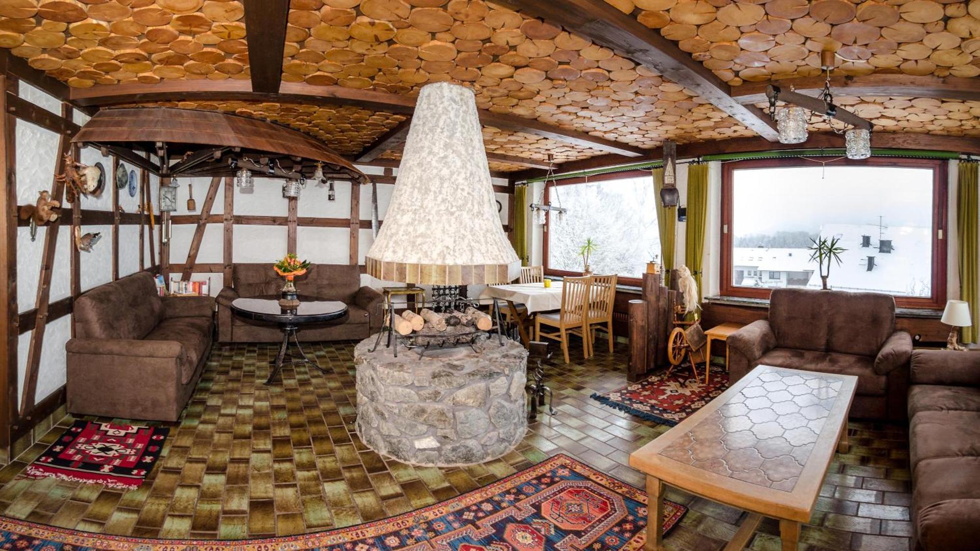 Hotelpension Schroeder Willingen  Bagian luar foto