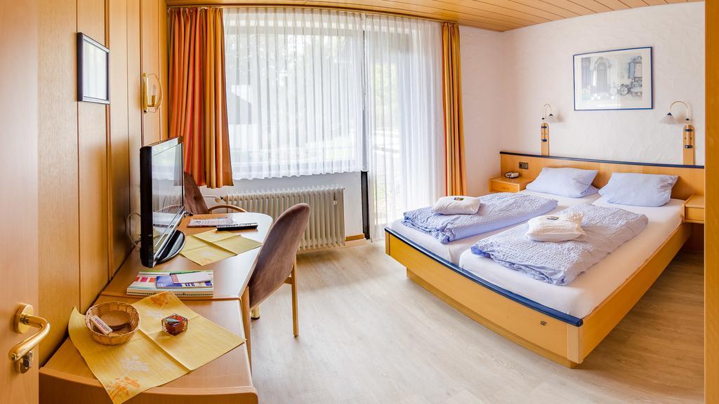 Hotelpension Schroeder Willingen  Bagian luar foto