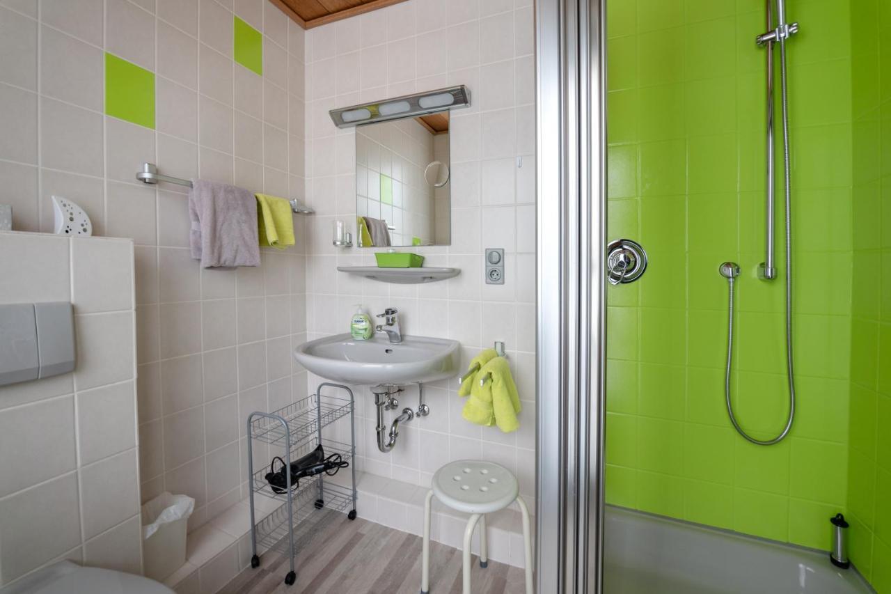 Hotelpension Schroeder Willingen  Bagian luar foto