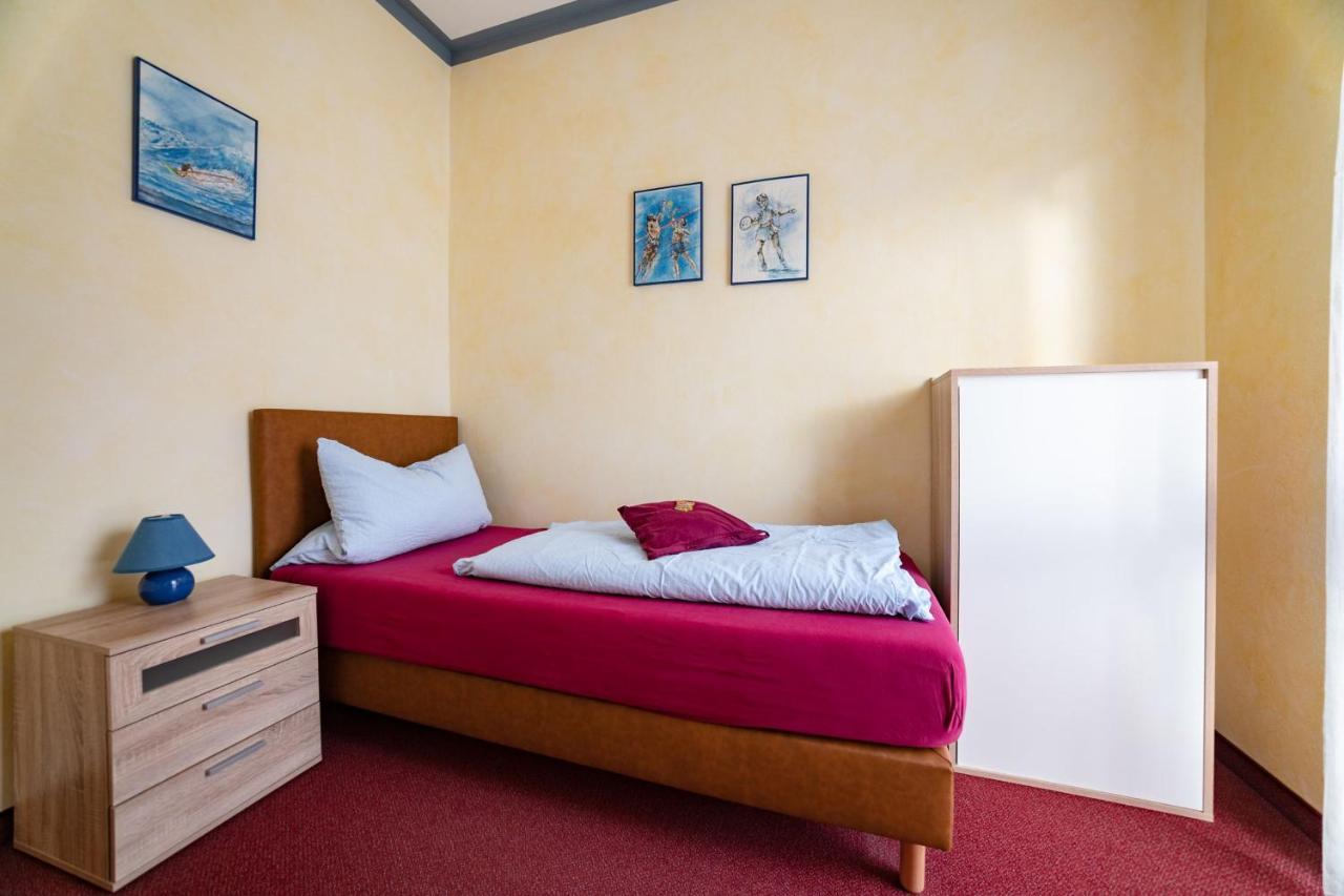 Hotelpension Schroeder Willingen  Bagian luar foto